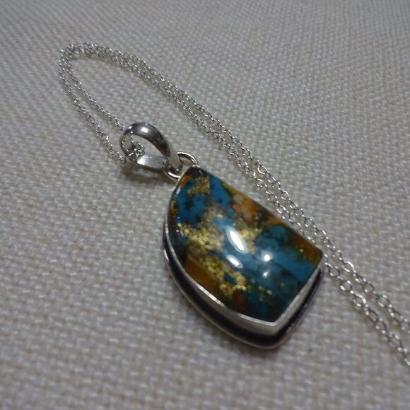 Beautiful "OYSTER TURQUOISE" Handmade Sterling Pendant/Chain #772B - Picture 3 of 3